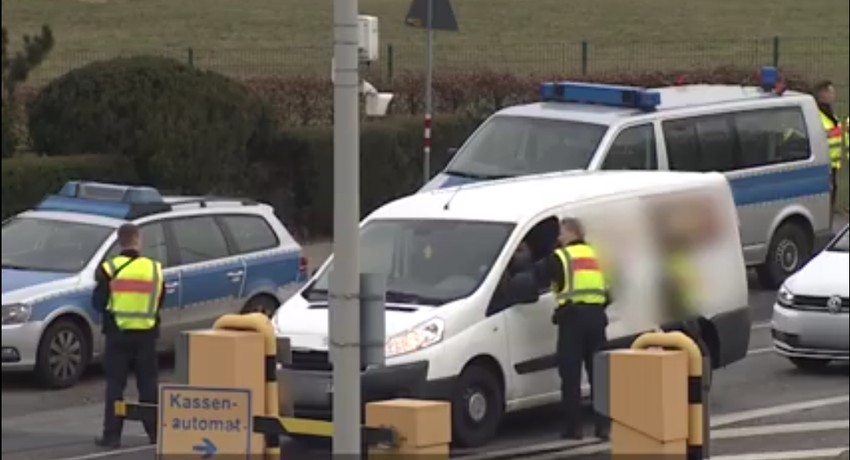 Policija proverava svako vozilo koje ulazi u bolnicu zbog Krstovića