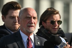 Macierewicz odpowiada MON: Kłamstwa i dezinformacje, które mają chronić Putina