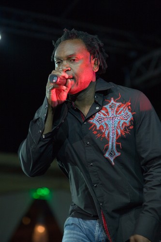 Dr. Alban podczas koncertu w Budapeszcie w 2009 roku