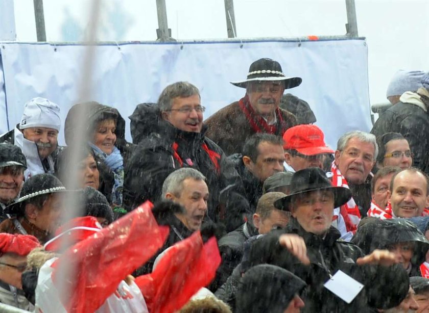 Benefis Małysza. Biznes na wąsach