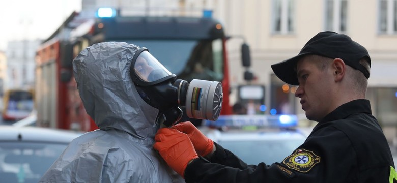 Kiełbaska w paczce sparaliżowała centrum Warszawy. Alarm odwołany