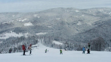 Warunki narciarskie w Beskidach - pół metra śniegu mimo odwilży