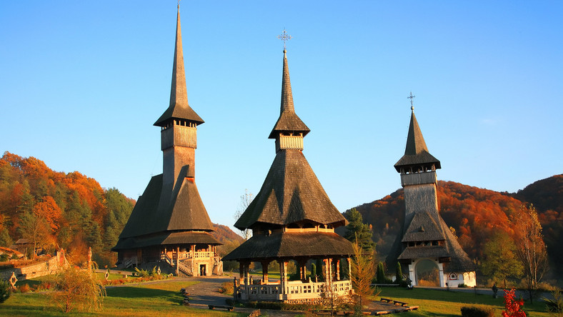Drewniane cerkwie regionie Marmarosz to zespół dobrze zachowanych drewnianych świątyń prawosławnych znajdujący się w północnej Rumunii, w Marmarosz, historycznej krainie leżącej częściowo w Rumunii, częściowo zaś na Ukrainie, wzdłuż rzeki Cisy. W 1999 roku osiem z drewnianych cerkwi w Maramrosz zostało wpisanych na listę światowego dziedzictwa kulturowego UNESCO.
