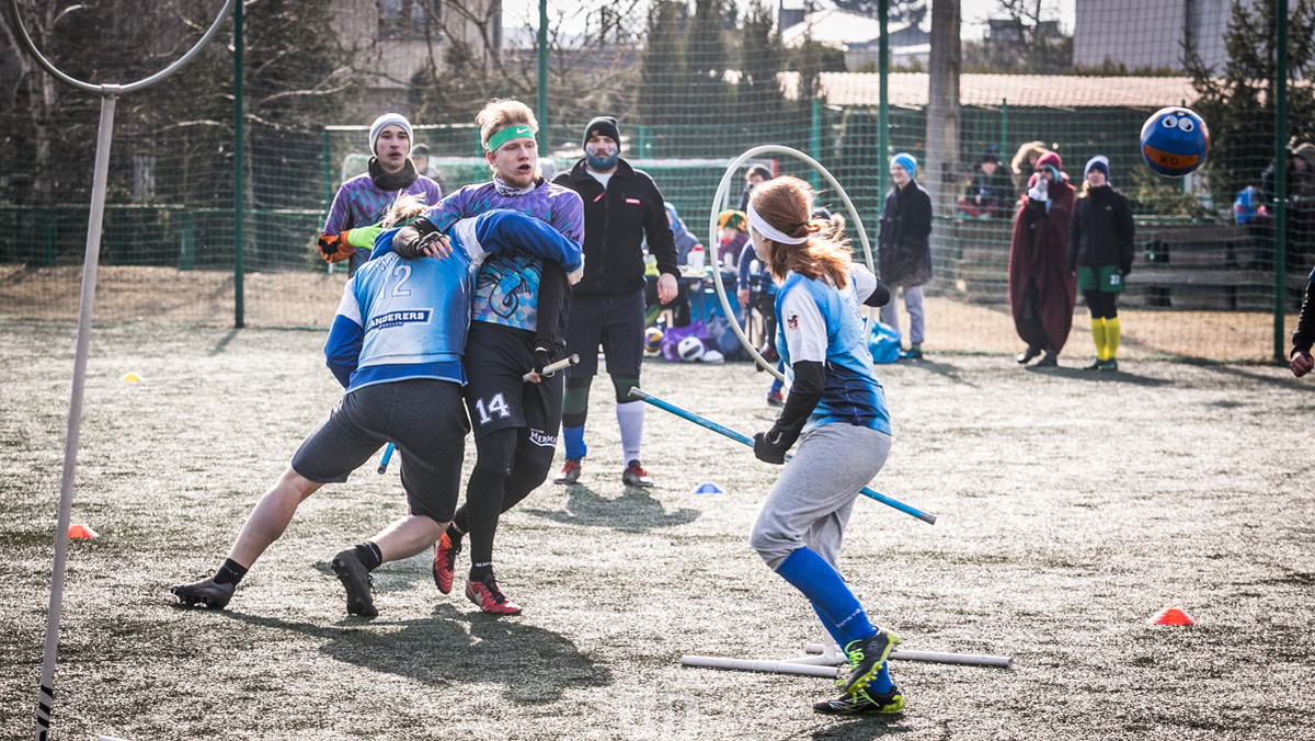 Zespół quidditcha Wrocław Wanderers, który powstał pod koniec 2016 roku, został właśnie mistrzem Polski. A już niedługo mistrzowie będą rekrutować do zespołu nowych zawodników. Zgłosić może się każdy, kto ma skończone 16 lat, niezależnie od płci i narodowości.