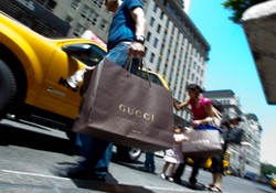Chińczycy rzucili się na dobra luksusowe. Znakomite wyniki właściciela Gucci