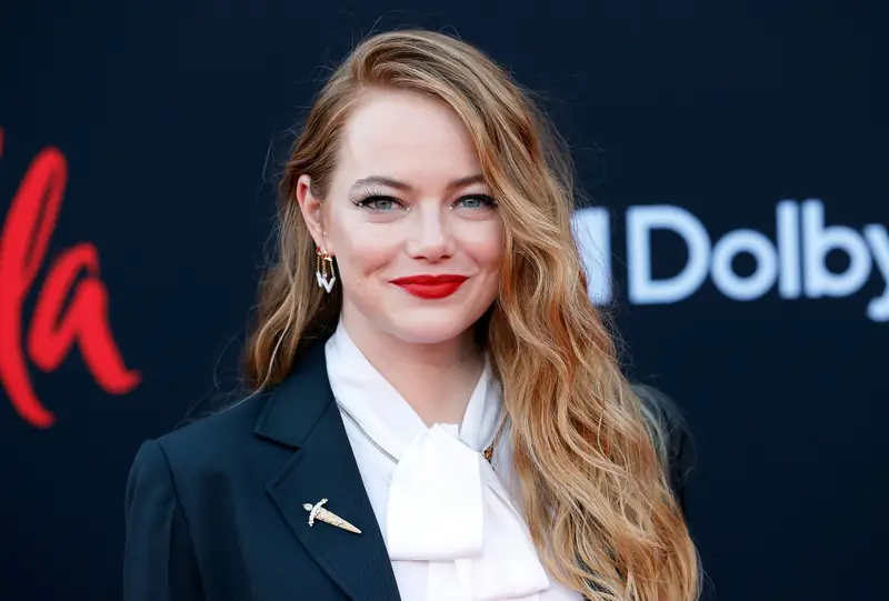 Emma Stone - jej twarz jest okrągłą / Zdjęcie: Frazer Harrison/Getty Images