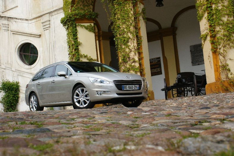 Peugeot 508 1.6 THP: lew rusza na polowanie