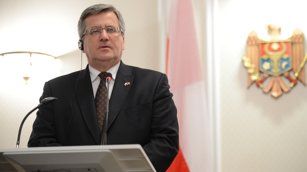 Prezydent Bronisław Komorowski podpisał nowelizację ustawy - Przepisy wprowadzające Kodeks wyborczy - poinformowała prezydencka kancelaria. Zmiana prawa jest konsekwencją ubiegłorocznego wyroku Trybunału Konstytucyjnego.