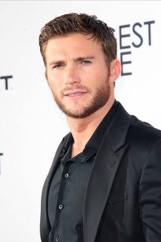 Scott Eastwood na premierze 'Najdłuższej podróży'