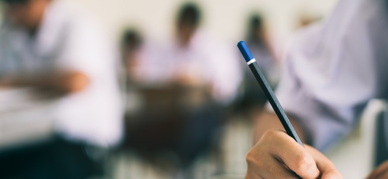 Egzaminy zawodowe 2025. Terminy i organizacja sesji zimowej
