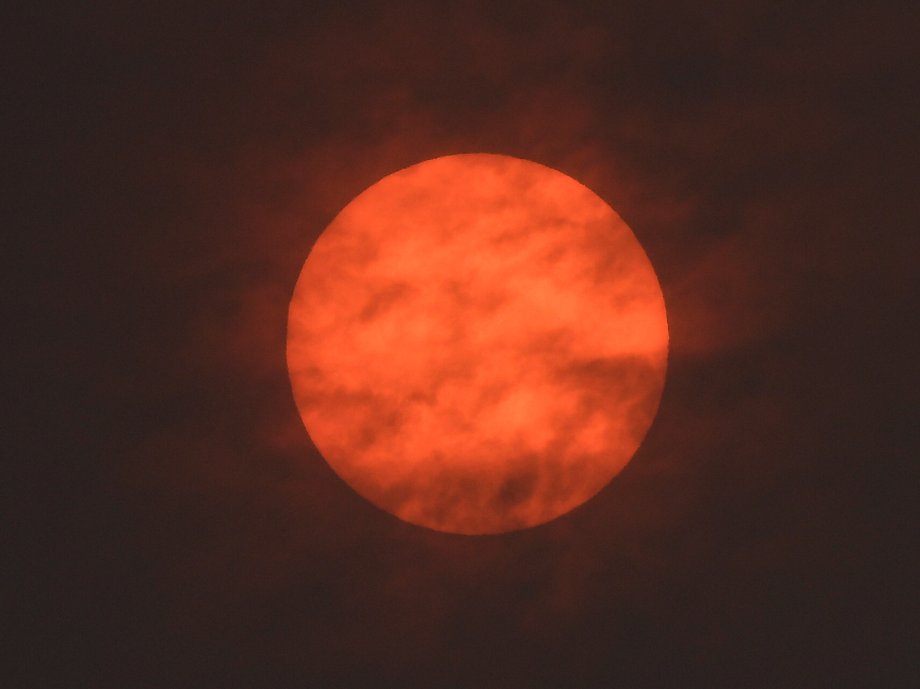 The red sun over Exeter.