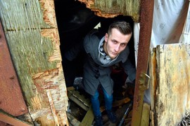 Samohrana majka troje dece primila beskućnika u svoj dom usred zime