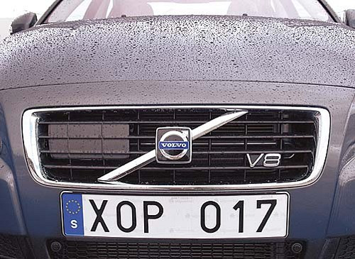 Volvo S80 4.4 V8 AWD - Kierowca zbędny?