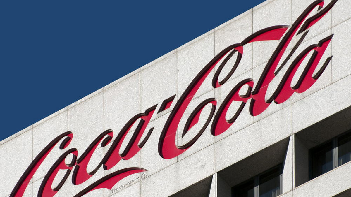 Coca-Cola po 60 latach nieobecności w Birmie rozpoczęła butelkowanie swoich napojów na przedmieściach Rangunu we współpracy z lokalną firmą - podał we wtorek koncern w informacji prasowej.