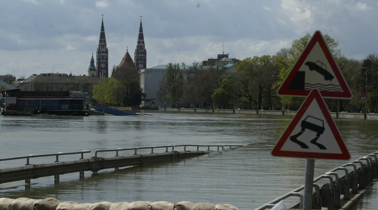 Intenzív vízszintemelkedések indultak meg a magyar folyókon néhány napon belül / Illusztráció: Blikk archív