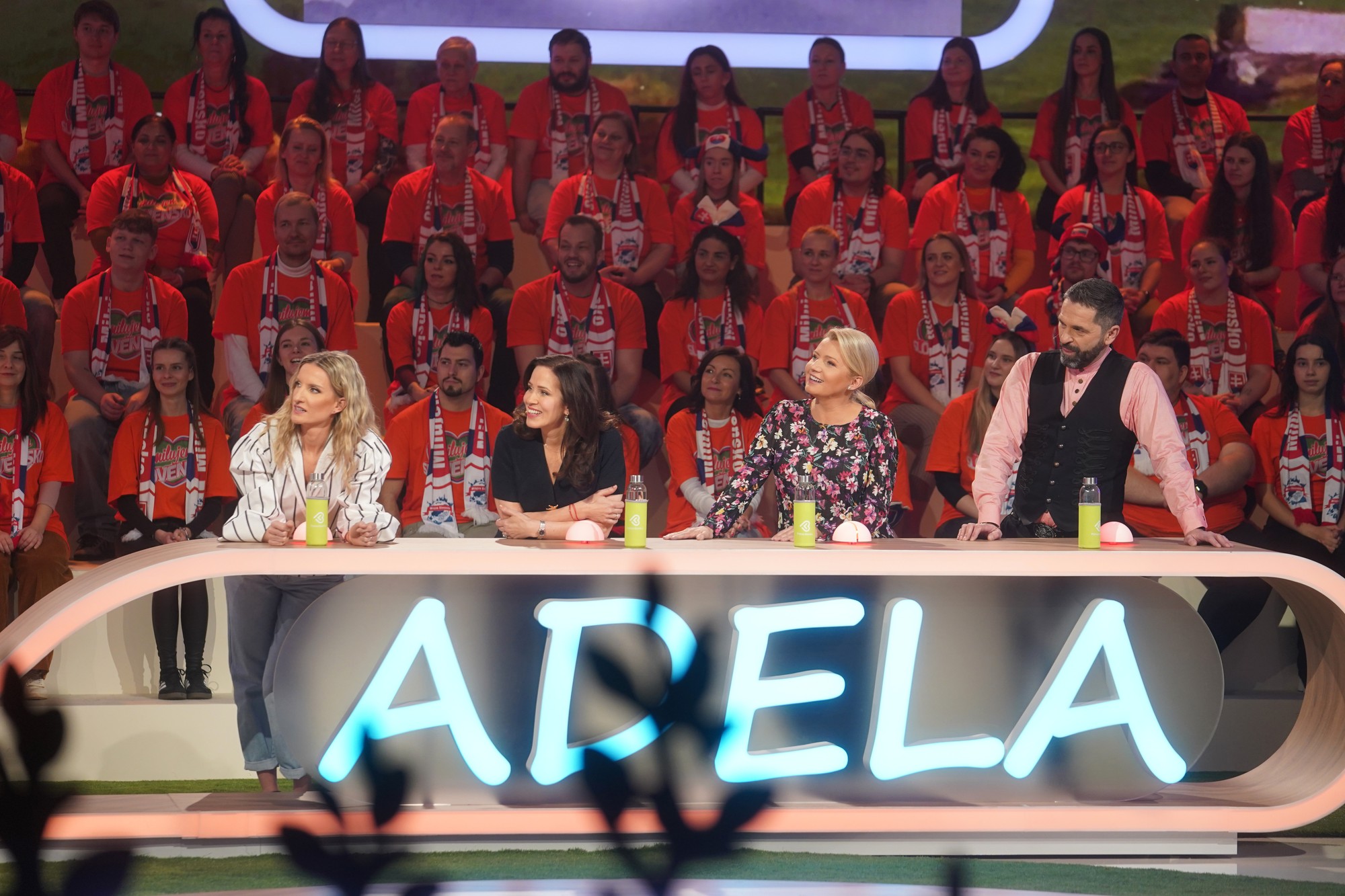 Šou TV JOJ Milujem Slovensko - Adela Vinczeová, Andrea Pálffy Belányiová, Aneta Parišková a Ján Mečiar.