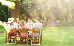 Wirusolog: Wzrost liczby zakażeń to konsekwencja zluzowania obostrzeń