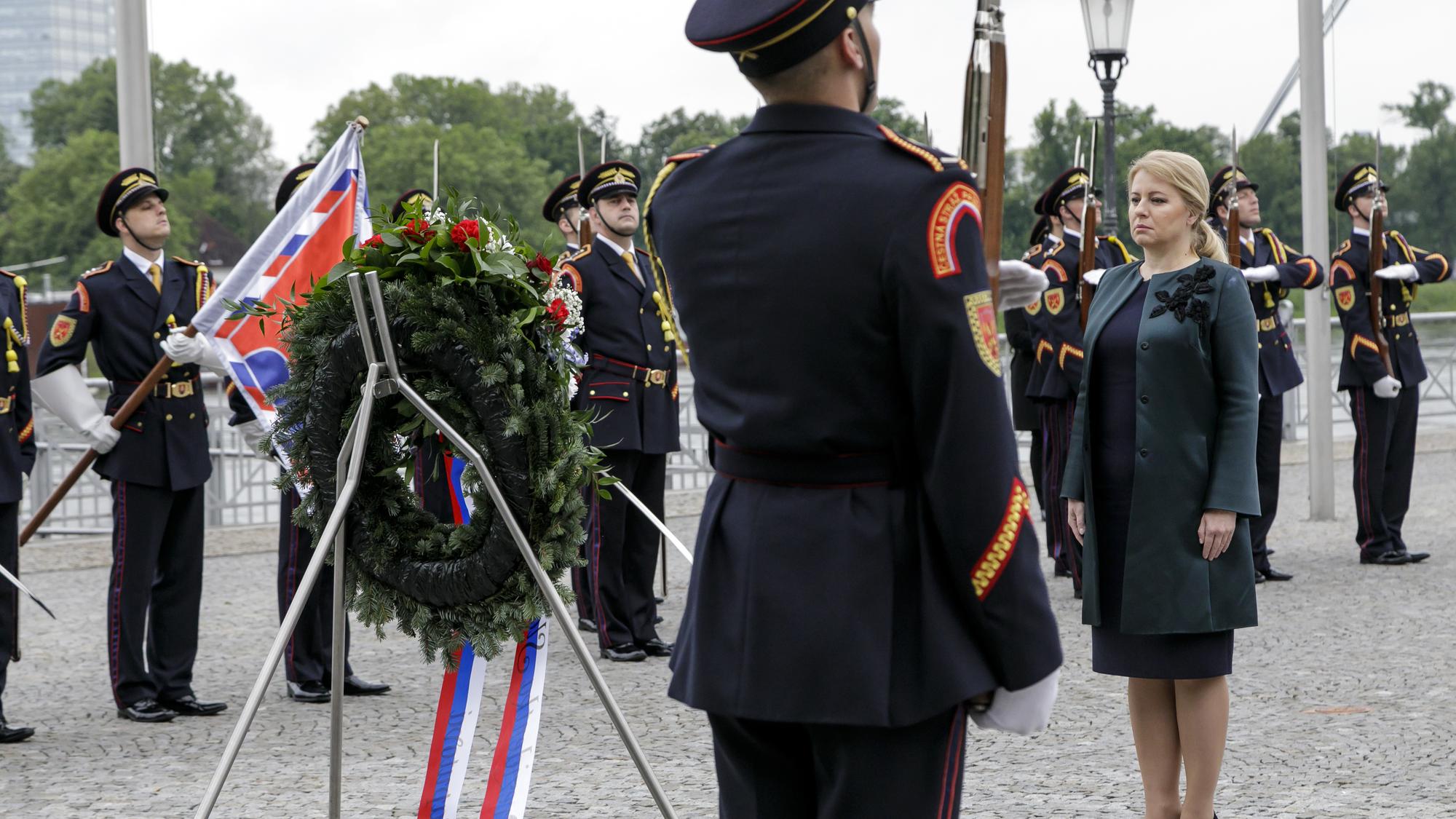 Prezidentka Zuzana Čaputová si pri príležitosti Dňa víťazstva nad fašizmom pripomenula obete druhej svetovej vojny. 