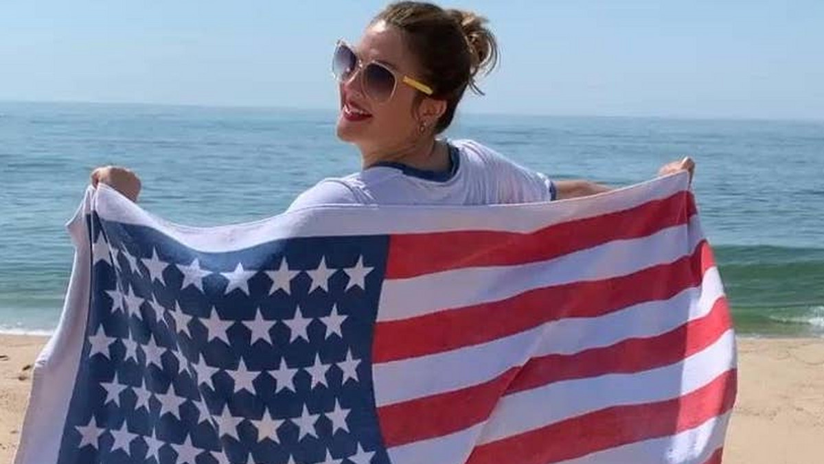 Drew Barrymore w patriotycznym nastroju 