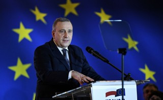 Schetyna zadaje pięć pytań prezesowi PiS