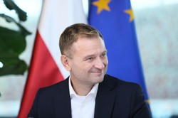 Minister sportu nie boi się kibiców Legii Warszawa. Nitras mówi, że żarty się skończyły