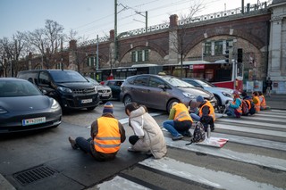 Aktywista klimatyczny z 'Ostatniego pokolenia': Jestem zawsze mentalnie przygotowany na to, że ktoś może zginąć w naszych korkach