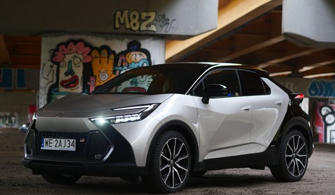 Nowa Toyota C-HR: poznasz ją (nie tylko) po klamkach