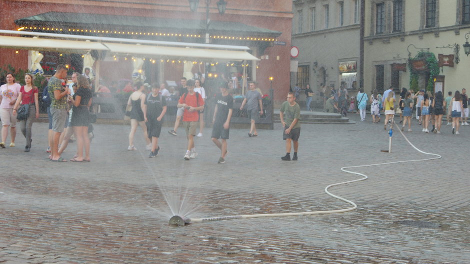 Kurtyna wodna na Starym Mieście w Warszawie