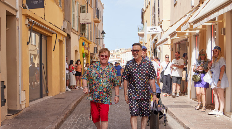 Elton John és  Saint-Tropez-ben / Fotó: Northfoto