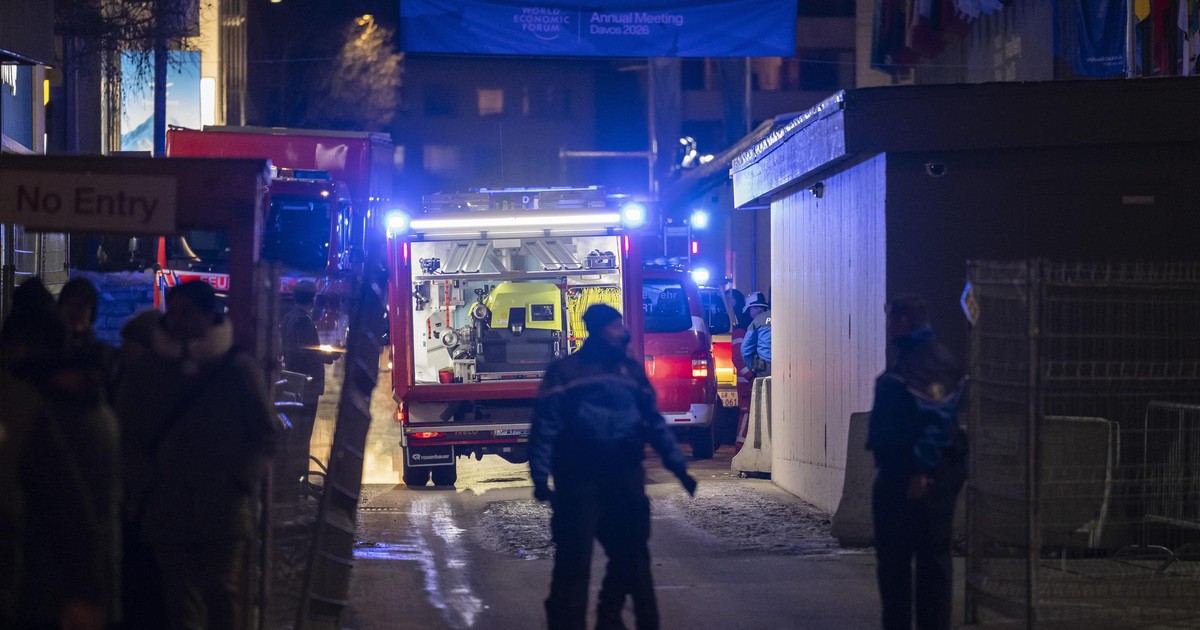 Alarm podczas Światowego Forum Ekonomicznego w Davos. Ewakuowano uczestników
