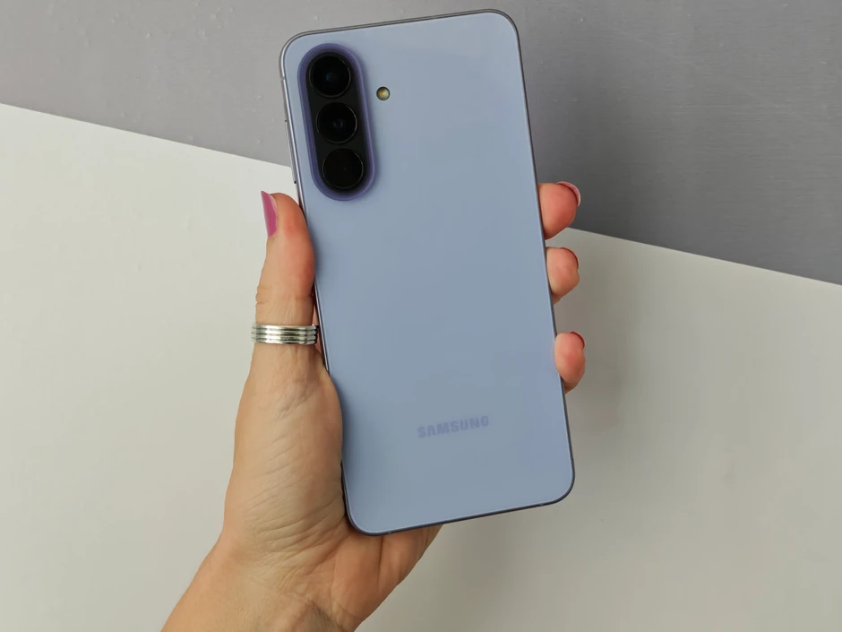 Galaxy A37 i Galaxy A57