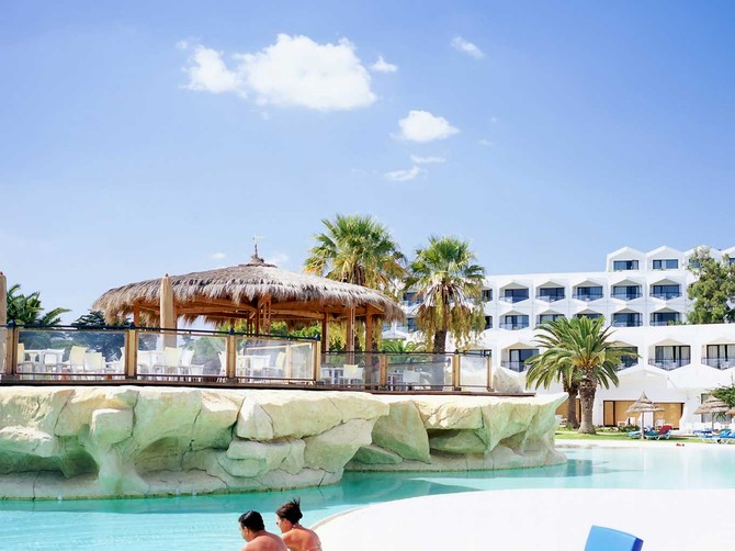 6697_tunis-01-foto--Dreamstime