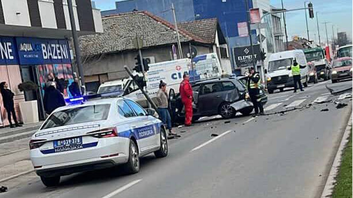 Saobraćajna nesreća u novom sadu