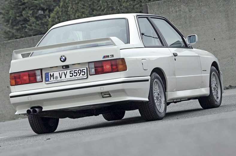 BMW M3 E30 - klasyk, który tworzył historię