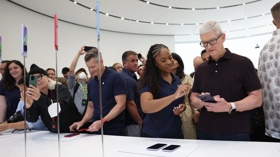 Tim Cook w sklepie Apple