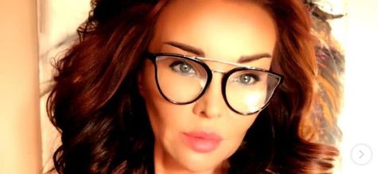Ewa Minge krytycznie o ratowaniu sprzedaży patentem "kupcie, to dam trochę na wirusa"