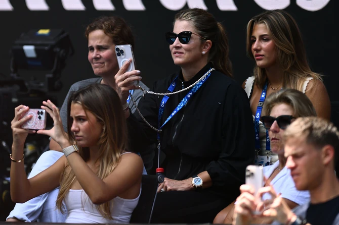 Mila Rouz i Šarlin Riva