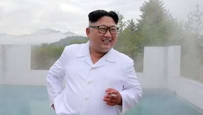 Kim Dzsong Un bekeményített: halálbüntetés jár a nyugati filmekért Észak-Koreában