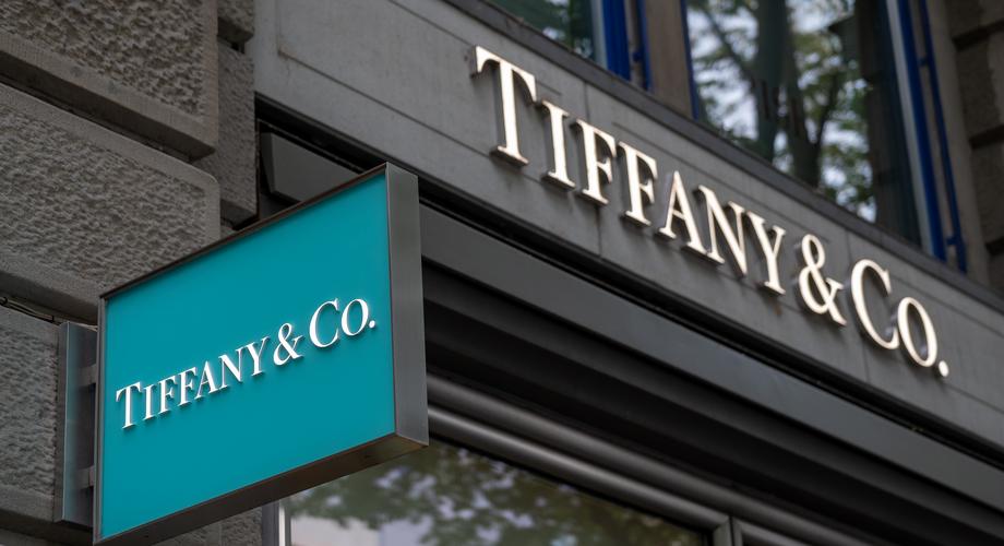 Kolekcja Tiffany & Co. dla domu. Pięknie zdobione talerze to nie wszystko, co znajdzie się w limitowanej linii