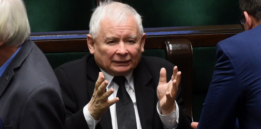 Kaczyński walnął pięścią w stół! Rozwiązał struktury PiS w tym mieście!