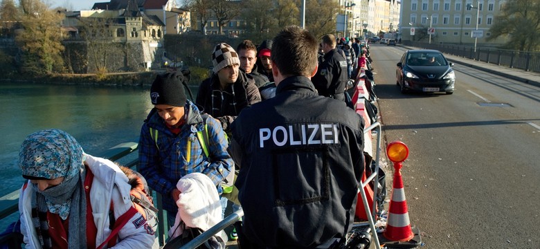 Już 800 tys. osób nielegalnie przekroczyło granicę Unii Europejskiej