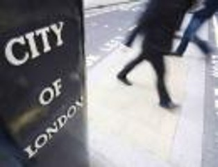 Banki bronią milionowych premii dla swoich szefów