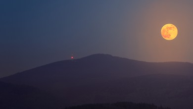 Pełnia Księżyca 1 lutego 2026. Te 4 znaki zodiaku mogą liczyć na pieniądze i miłość