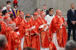 Konklawe 2025. To będą jedli kardynałowie podczas konklawe. Co znalazło się w menu?