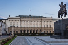 12 kwietnia nowym świętem państwowym. Będzie wolne od pracy dla Polaków? Jest podpis Prezydenta pod ustawą