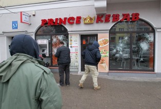 W Ełku zniszczono mieszkanie, które wynajmował jeden z zatrzymanych Algierczyków