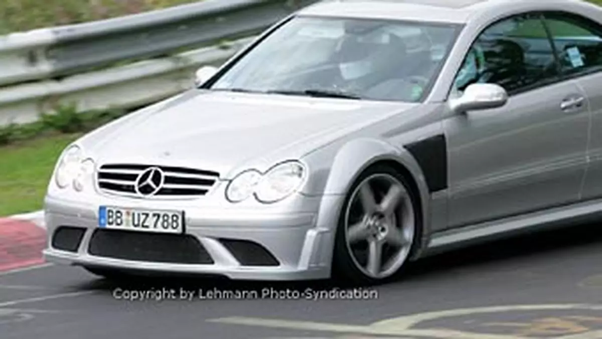 Zdjęcia szpiegowskie: Mercedes-Benz CLK DTM AMG