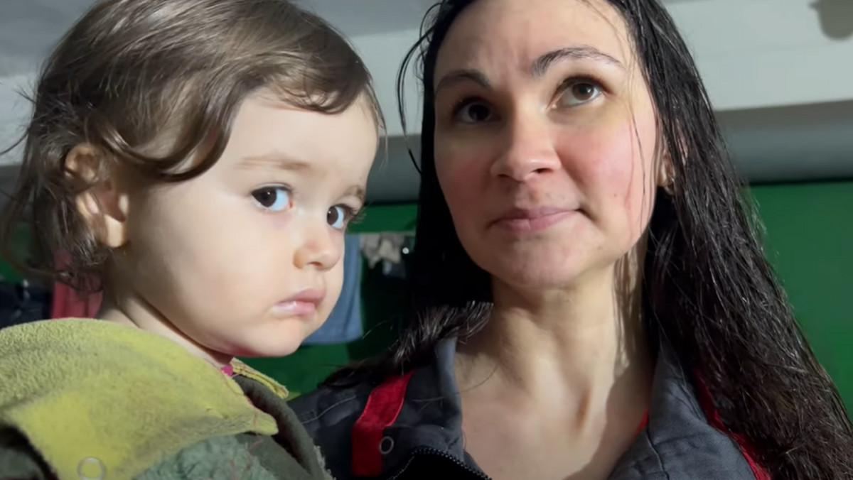 Wojna w Ukrainie. Poruszające nagranie z dziećmi z Mariupola