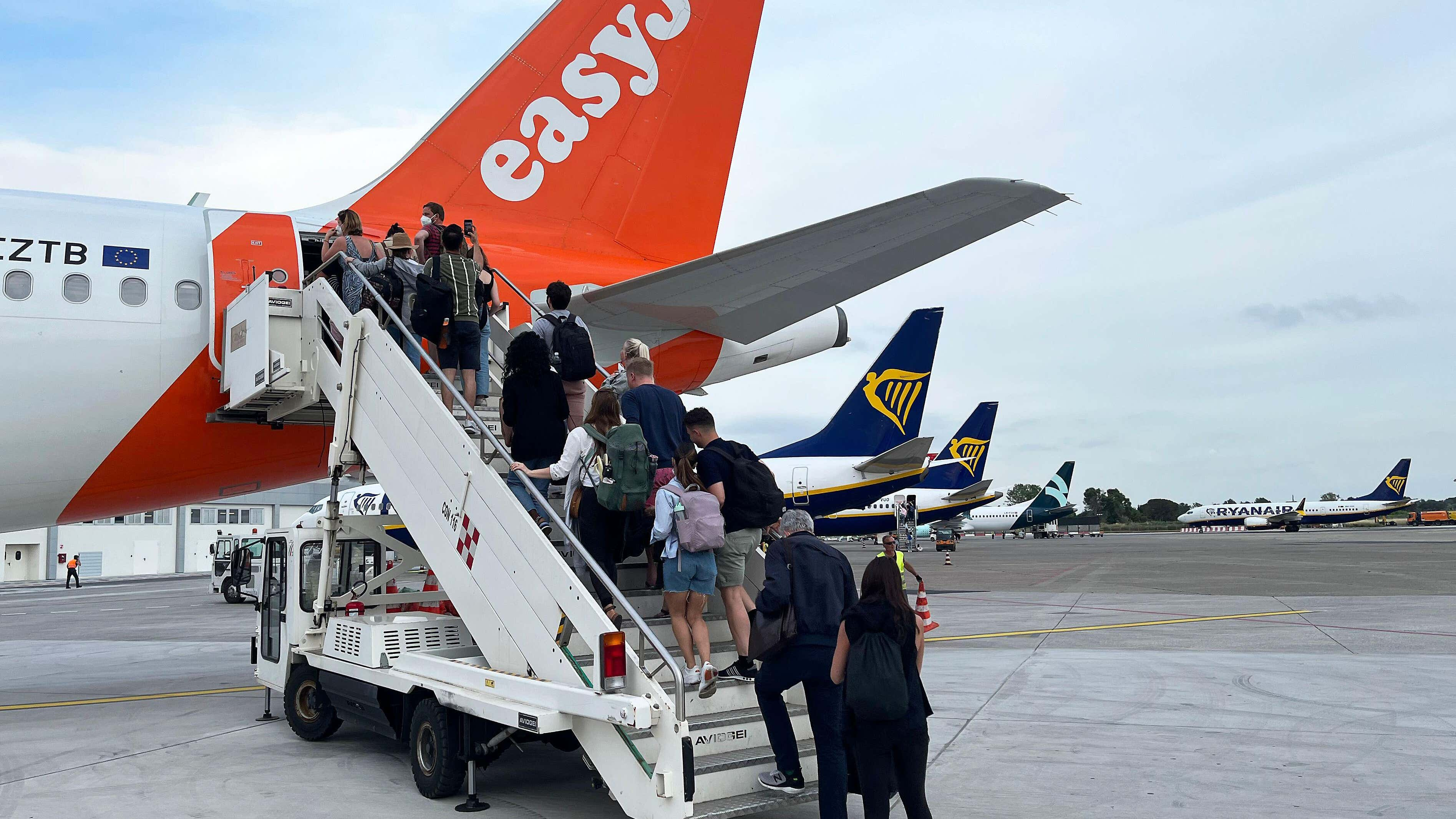 EasyJet boss warns Chancellor against flight tax hikes before Budget