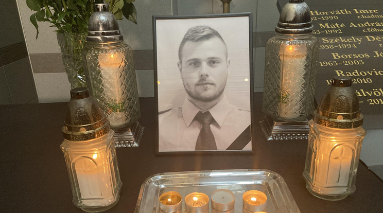 Baumann Pétert január elején ölte meg egy ámokfutó. A hősi halált halt rendőr családja már személyesen találkozott az alapítványt létrehozó Mátyás házaspárral / Fotó: Blikk